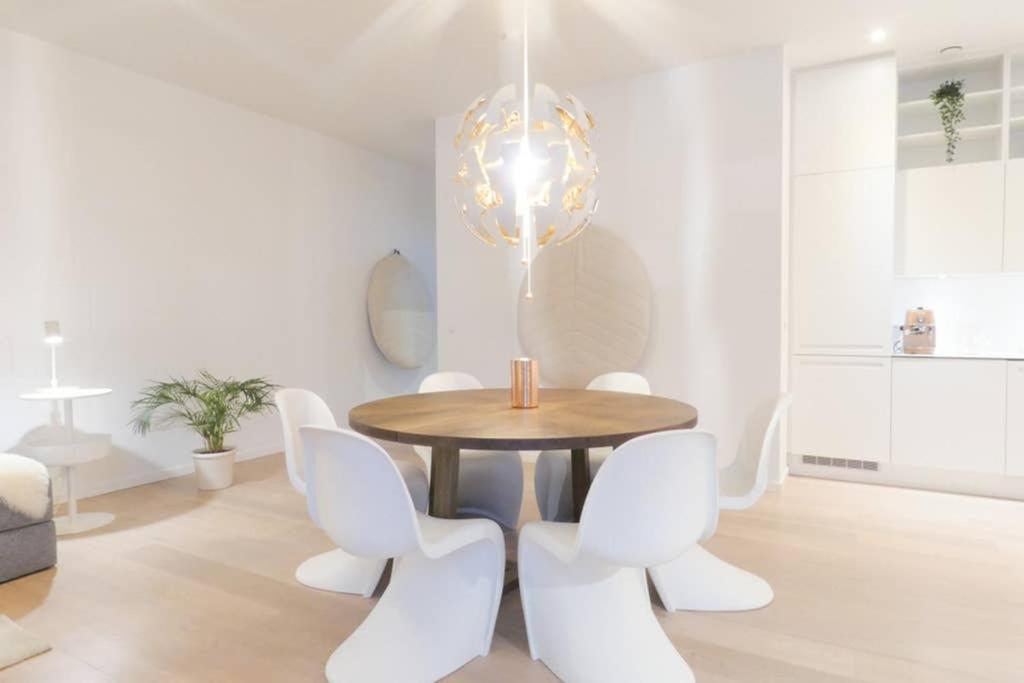 Exquisite Apartment, Convenient Location, 5. Lejlighed *